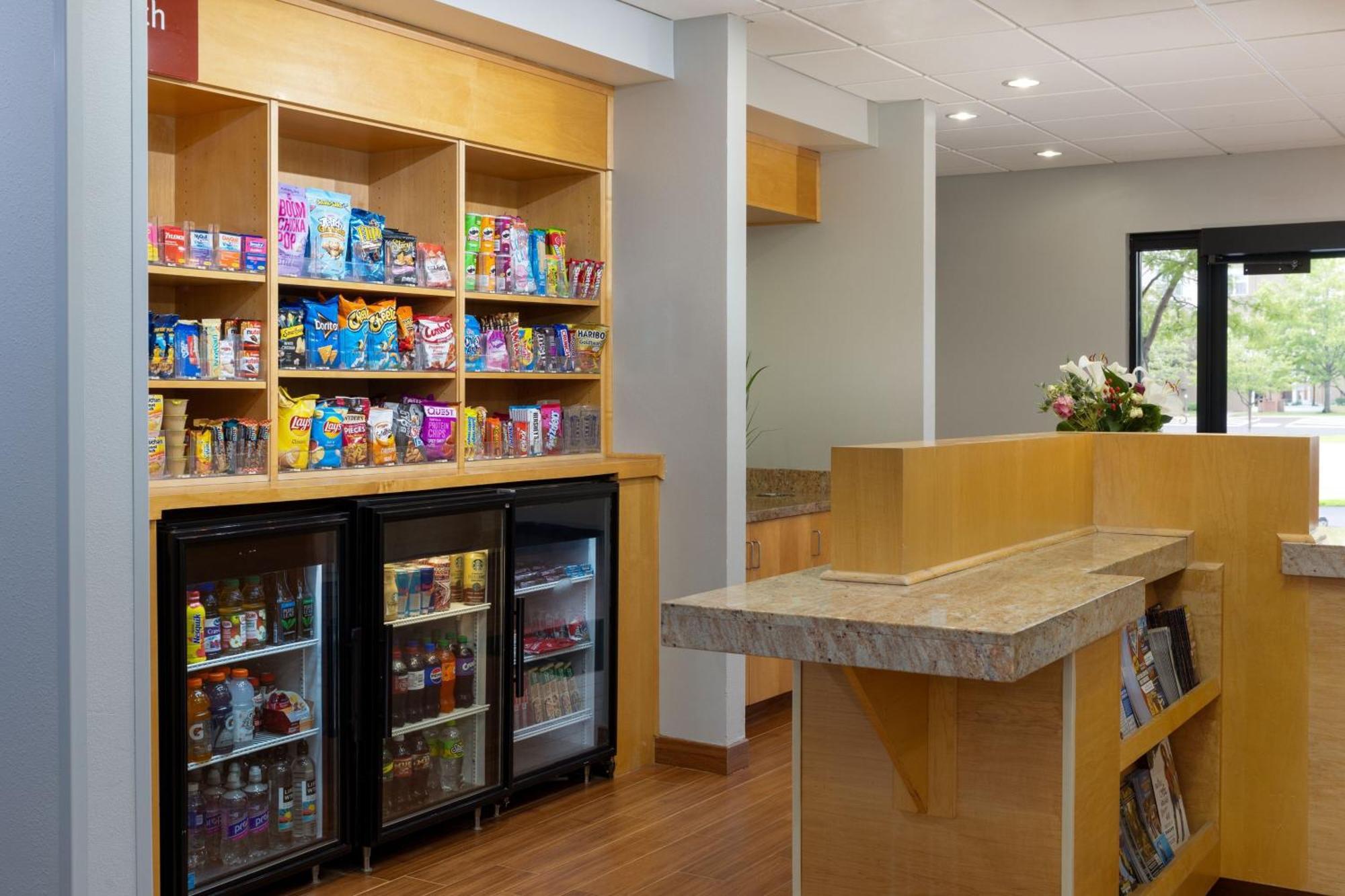 Towneplace Suites By Marriott Erie Exteriör bild