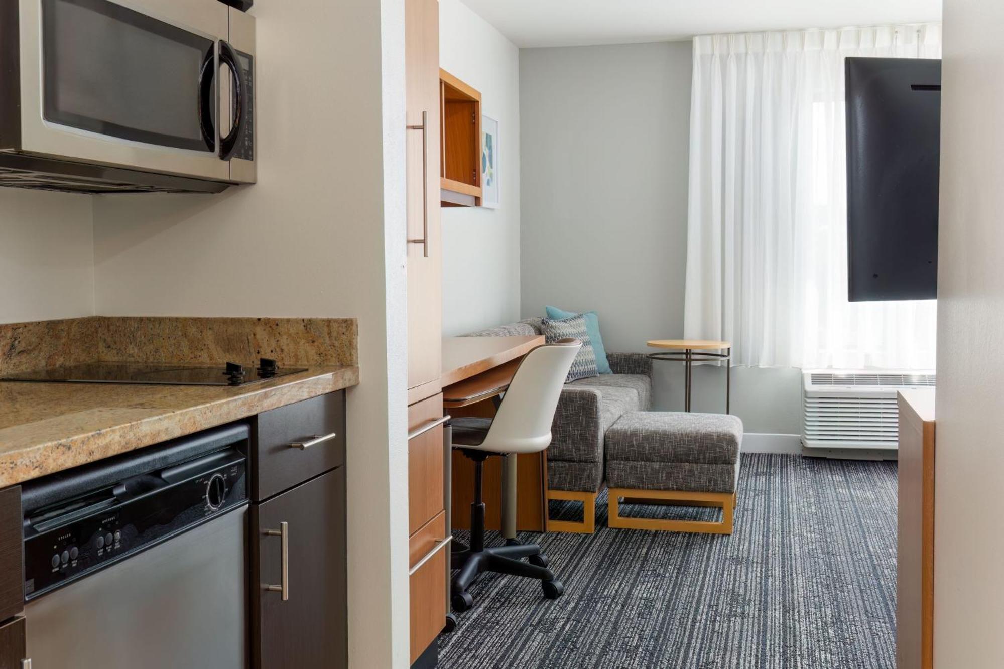 Towneplace Suites By Marriott Erie Exteriör bild