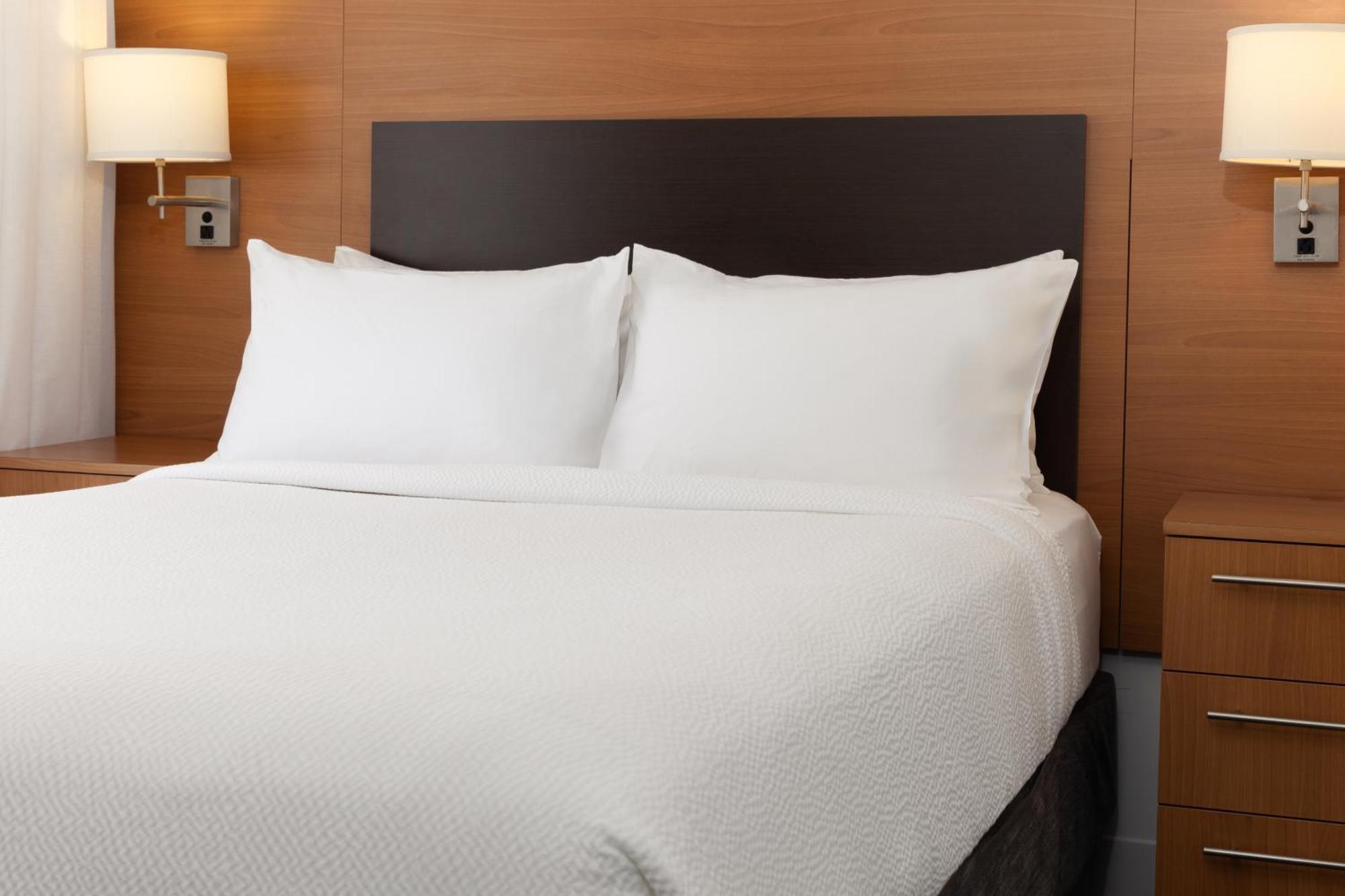 Towneplace Suites By Marriott Erie Exteriör bild