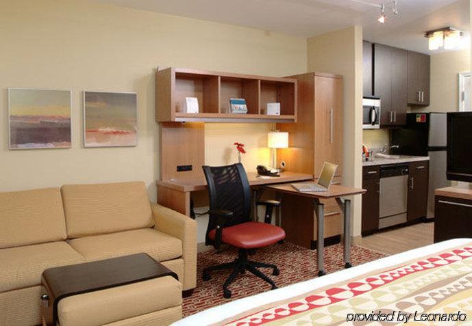 Towneplace Suites By Marriott Erie Rum bild