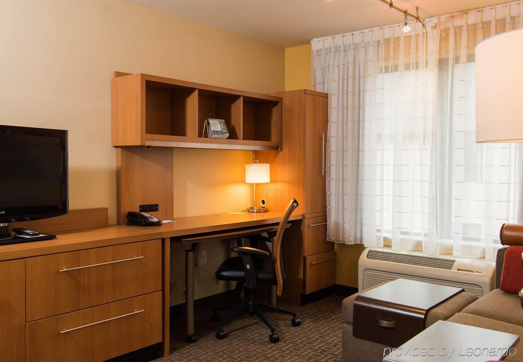 Towneplace Suites By Marriott Erie Exteriör bild